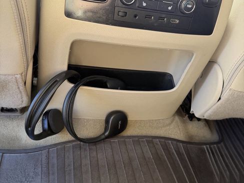 Used 2017 GMC Yukon Denali w/ Open Road Package image 22