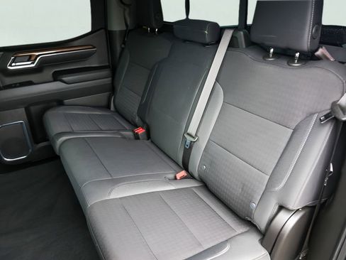 Used 2025 Chevrolet Silverado 1500 LT w/ Convenience Package II image 27