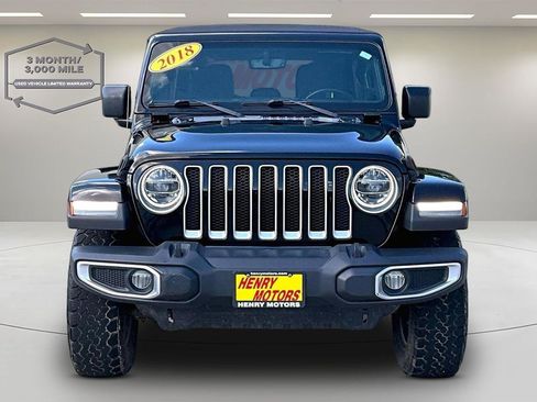 Used 2018 Jeep Wrangler Unlimited Sahara AWD/4WD image 2