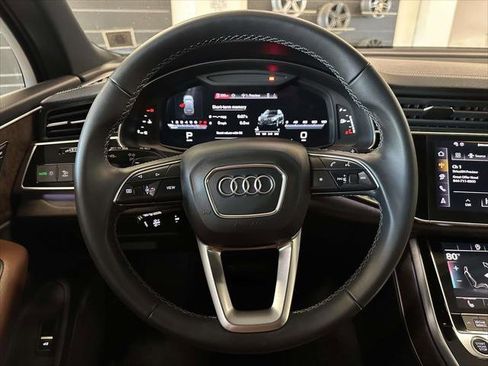 Used 2025 Audi Q7 3.0T Premium w/ Convenience Package image 13