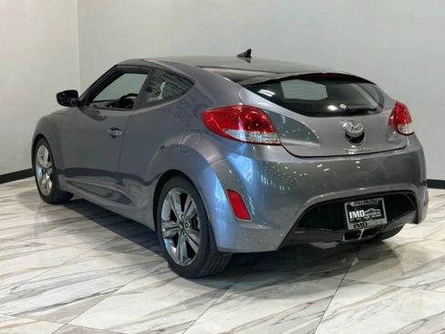 Used 2016 Hyundai Veloster w/ Option Group 02 FWD image 8