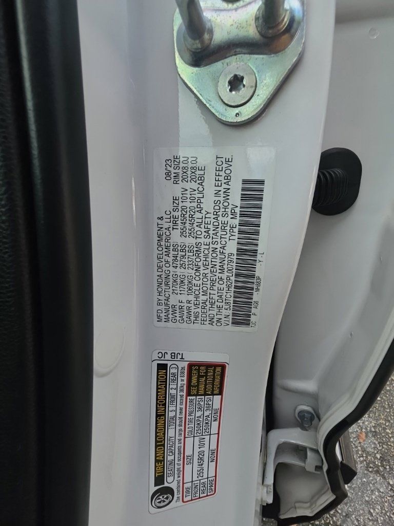 Used 2023 Acura RDX w/ Advance Package FWD image 16