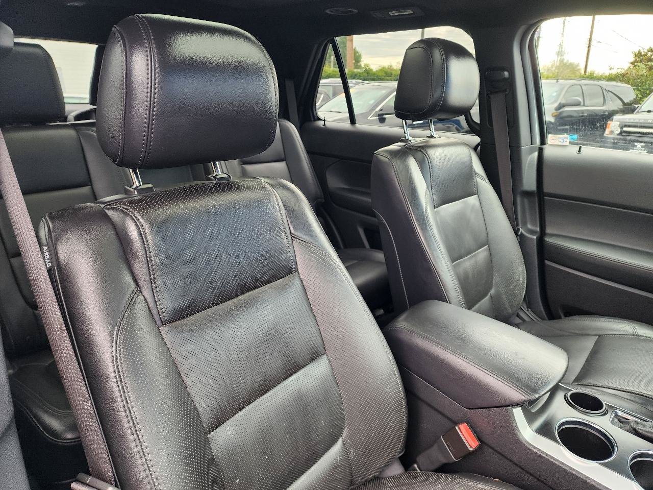 Used 2011 Ford Explorer Limited w/ 302A Rapid Spec Order Code FWD image 30