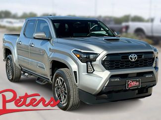 Used 2024 Toyota Tacoma TRD Sport video 1