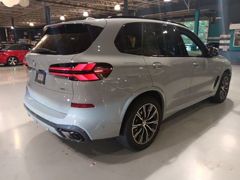 Used 2024 BMW X5 xDrive40i w/ Executive Package AWD/4WD image 12