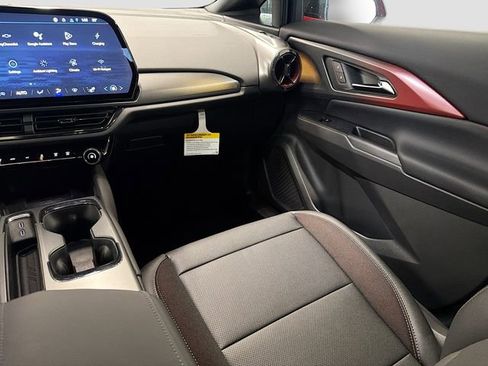 New 2026 Chevrolet Equinox EV RS AWD/4WD image 26
