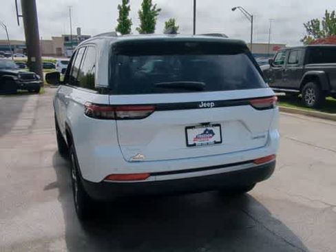 New 2026 Jeep Grand Cherokee Limited AWD/4WD image 7