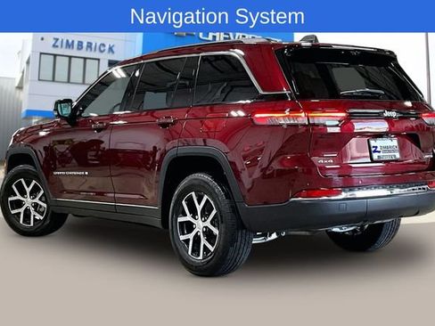 Used 2024 Jeep Grand Cherokee Limited w/ Luxury Tech Group II AWD/4WD image 4