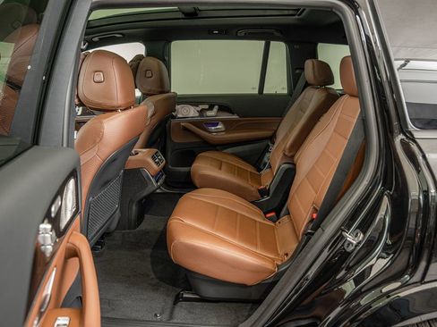 New 2026 Mercedes-Benz GLS 450 4MATIC image 31