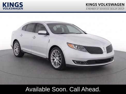 Used 2015 Lincoln MKS FWD image 1
