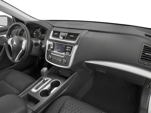 Used 2018 Nissan Altima 2.5 S w/ S Convenience Package FWD image 18