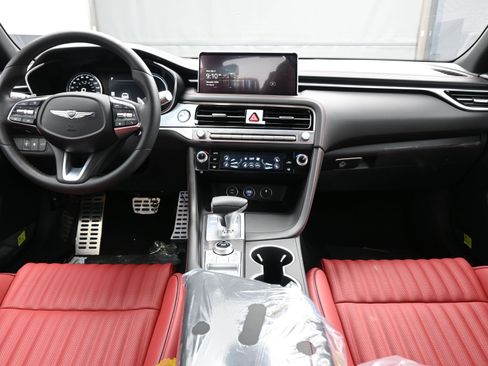 New 2025 Genesis G70 2.5T w/ Sport Prestige Package image 9