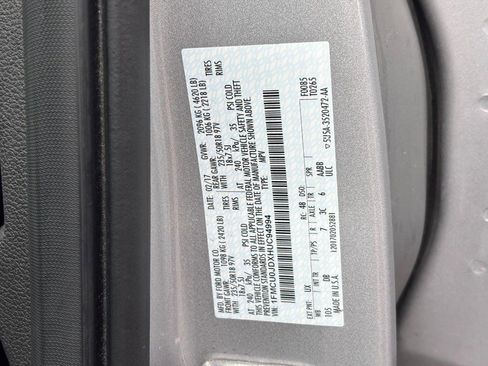 Used 2017 Ford Escape Titanium image 24