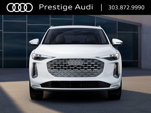Used 2025 Audi Q5 Premium Plus w/ Premium Plus AWD/4WD image 29