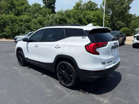 Used 2021 GMC Terrain SLT w/ Infotainment Package II AWD/4WD image 5