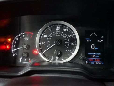 Used 2022 Toyota Corolla LE image 15