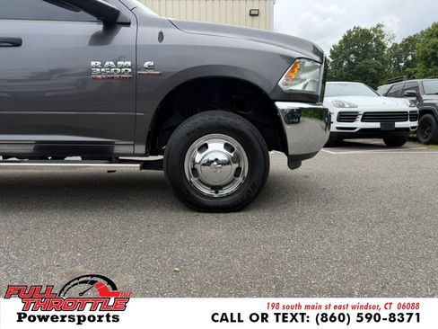 Used 2018 RAM 3500 Tradesman w/ Chrome Appearance Group AWD/4WD image 27