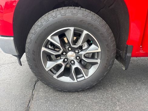 Certified 2024 Chevrolet Silverado 1500 LT AWD/4WD image 32