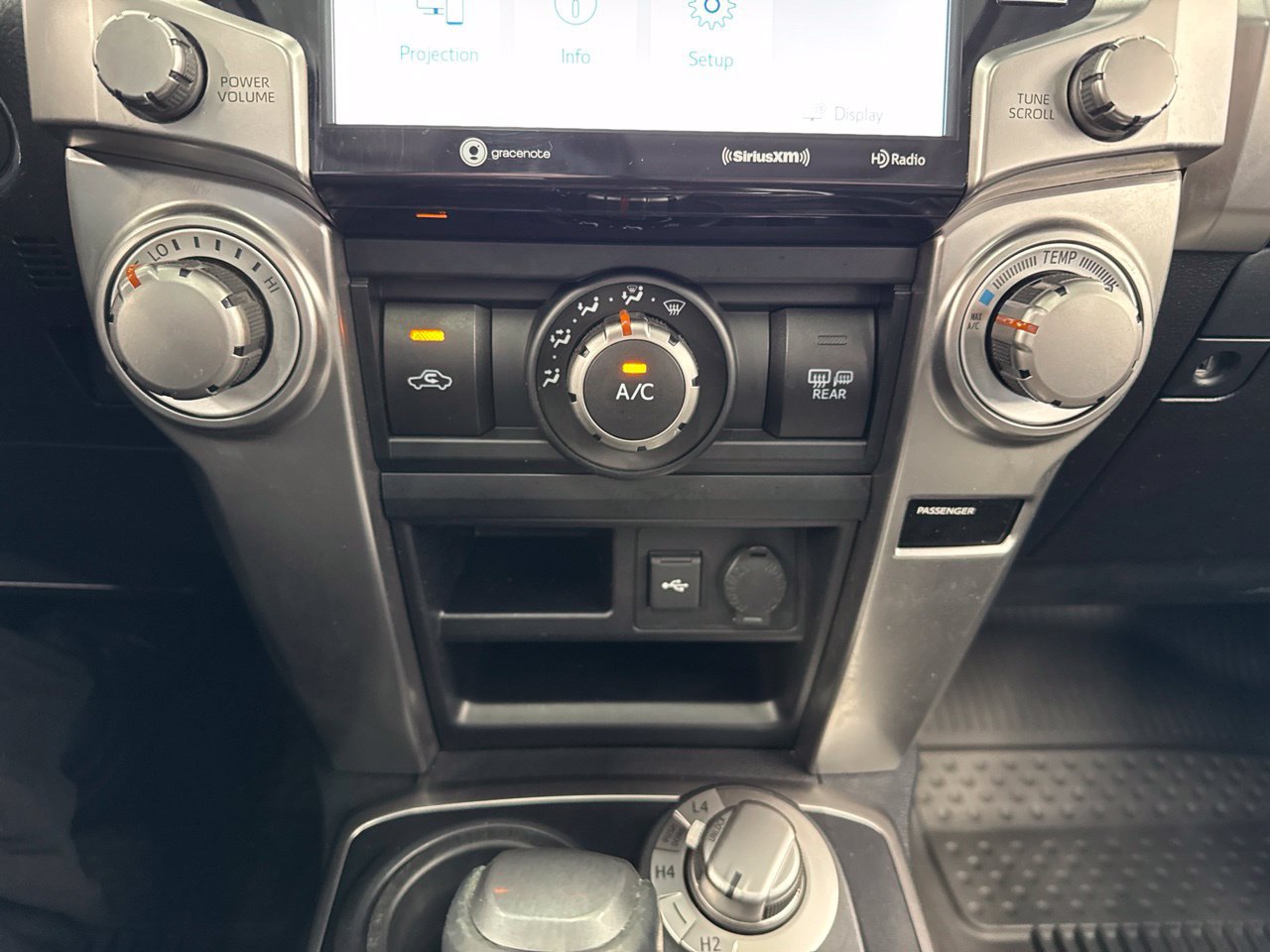 Used 2024 Toyota 4Runner SR5 Premium w/ Moonroof Package AWD/4WD image 28