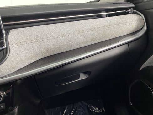 Used 2022 Jeep Compass Latitude image 34