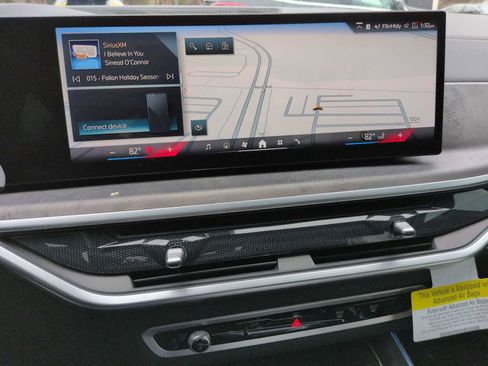 Certified 2024 BMW X5 xDrive50e w/ M Sport Package image 28