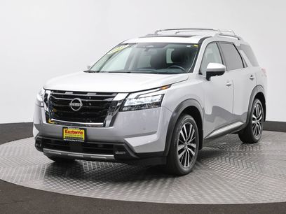 Used 2023 Nissan Pathfinder Platinum