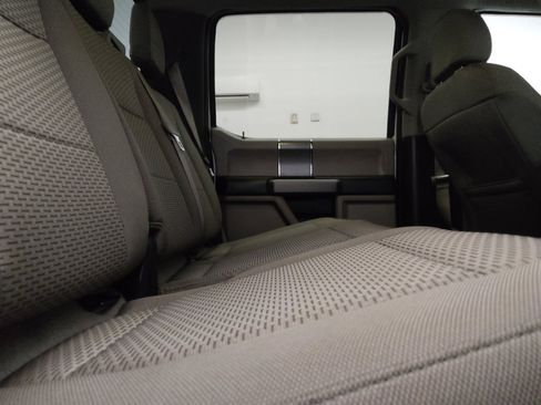 Used 2015 Ford F150 XLT w/ Equipment Group 302A Luxury RWD image 19