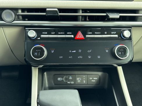 New 2026 Hyundai Tucson SEL image 14