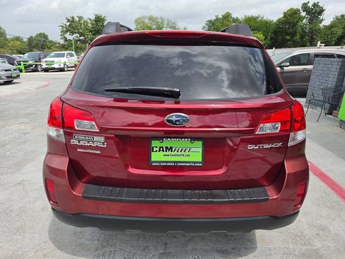 Used 2011 Subaru Outback 2.5i Premium AWD/4WD image 14