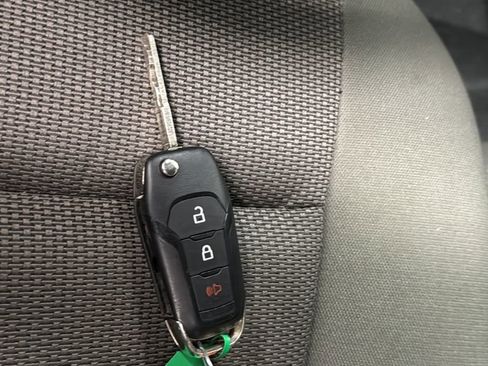 Used 2022 Ford F350 XL w/ Power Equipment Group image 20