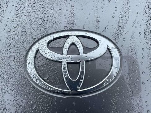 Used 2026 Toyota Camry SE FWD image 18