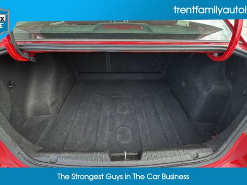 Used 2016 Chevrolet Cruze LT image 11