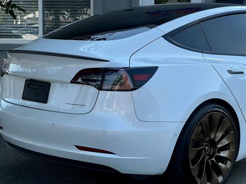 Used 2022 Tesla Model 3 Performance AWD/4WD image 5