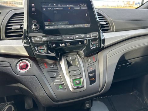 Used 2023 Honda Odyssey Sport image 29
