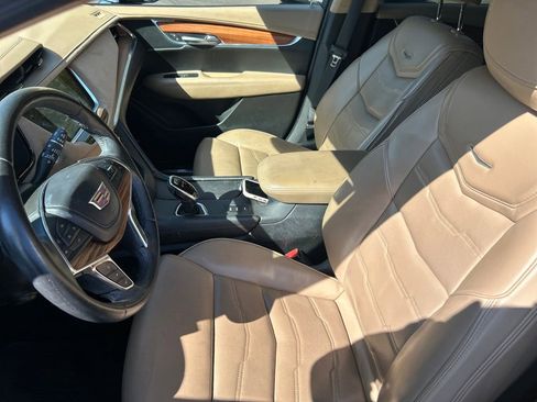 Used 2018 Cadillac XT5 Platinum image 11
