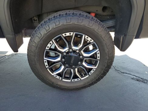 Used 2022 GMC Sierra 2500 Denali w/ Denali Ultimate Package image 29