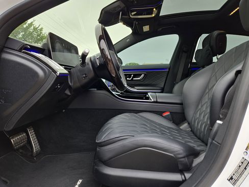 Used 2024 Mercedes-Benz S 580 4MATIC Sedan image 16