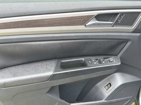 Used 2019 Volkswagen Atlas SE FWD image 15