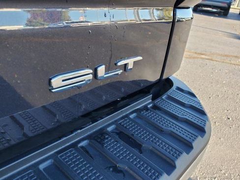 Used 2025 GMC Sierra 1500 SLT image 29