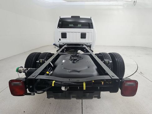New 2026 RAM 3500 Tradesman w/ Chrome Appearance Group A AWD/4WD image 7