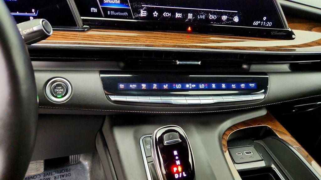 Used 2021 Cadillac Escalade ESV Sport Platinum AWD/4WD image 17