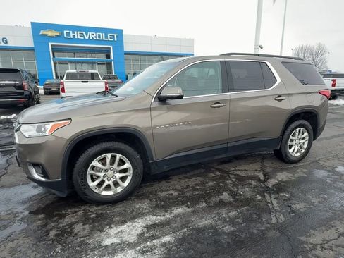 Used 2020 Chevrolet Traverse LT image 4