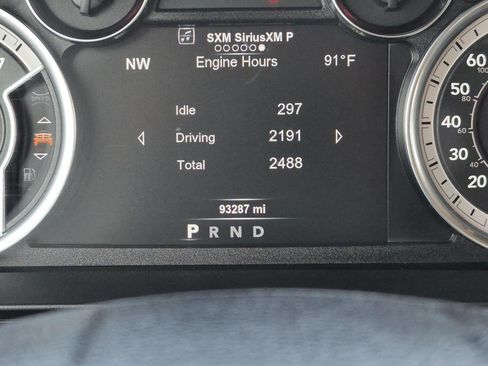 Used 2018 RAM 1500 Laramie w/ Convenience Group AWD/4WD image 23