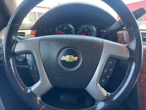 Used 2012 Chevrolet Suburban LT AWD/4WD image 31