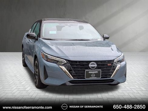 New 2025 Nissan Sentra SR image 1