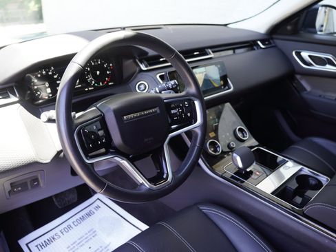 Used 2023 Land Rover Range Rover Velar S AWD/4WD image 3