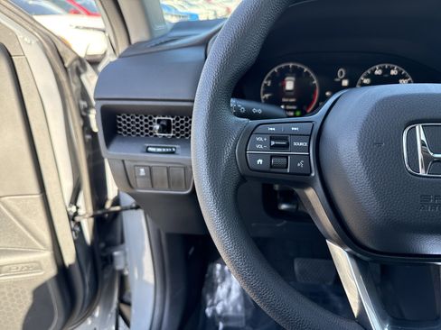 Certified 2025 Honda CR-V EX image 19