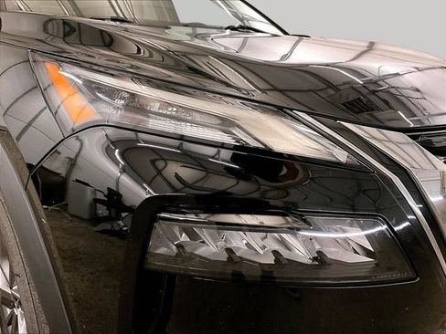 Used 2021 Nissan Rogue S AWD/4WD image 28