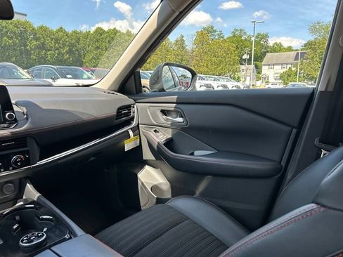 Certified 2025 Nissan Rogue SV w/ Rock Creek Premium Package AWD/4WD image 26
