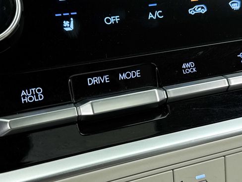 Used 2024 Hyundai Santa Fe Calligraphy AWD/4WD image 10